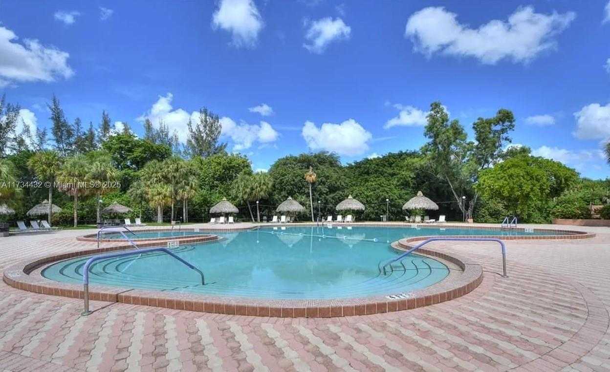Small Image of 3110 HOLIDAY SPRINGS BLVD #310, Margate Number 32