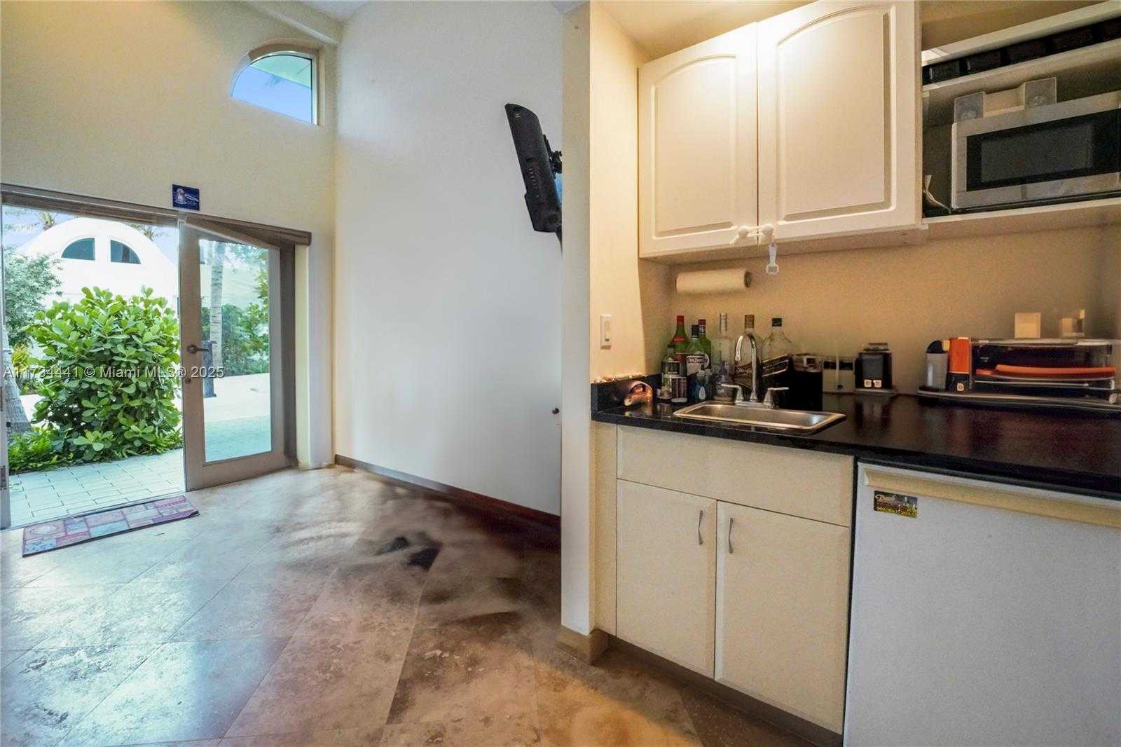 Small Image of 6365 COLLINS AVE #1901, Miami Beach Number 69