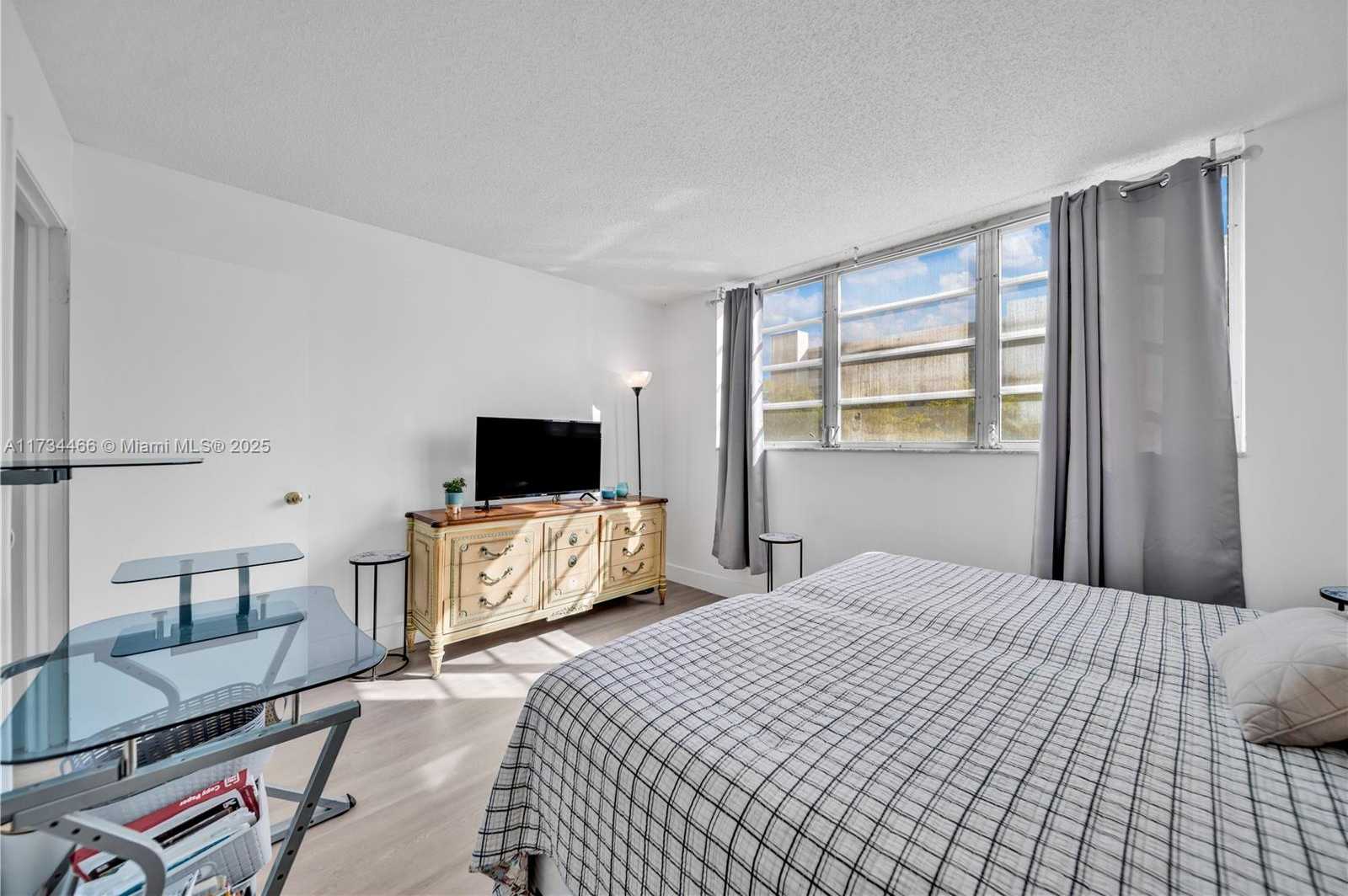 Small Image of 401 NORTH EAST 14TH AVE #204, Hallandale Beach Number 28
