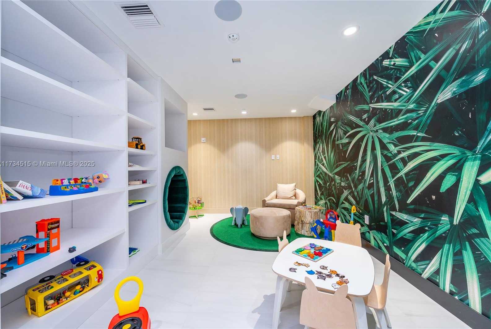 Small Image of 17550 COLLINS AVENUE #1605, Sunny Isles Beach Number 27