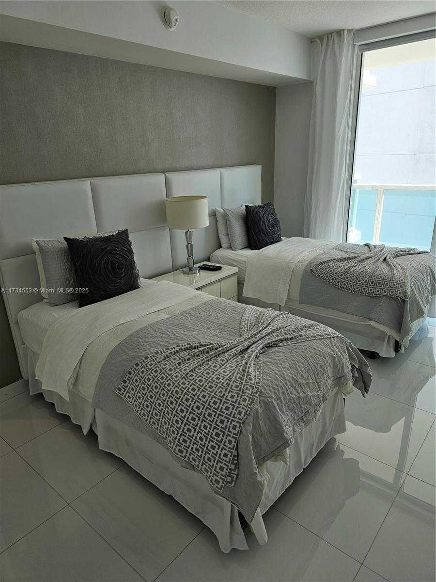 Small Image of 150 SUNNY ISLES BLVD #1-1001, Sunny Isles Beach Number 33
