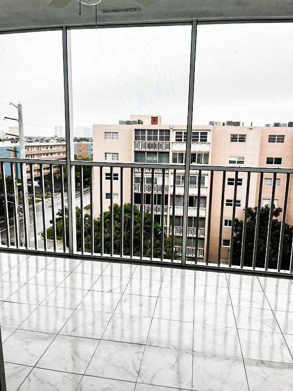 Small Image of 319 NORTH EAST 14TH AVE #702, Hallandale Beach Number 10