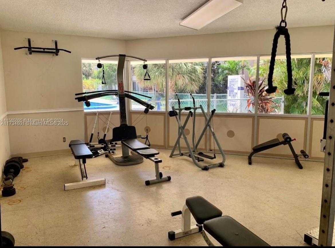 Small Image of 319 NORTH EAST 14TH AVE #702, Hallandale Beach Number 13