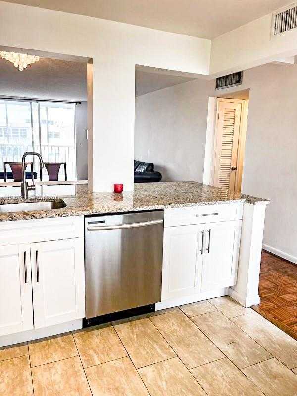 Small Image of 319 NORTH EAST 14TH AVE #702, Hallandale Beach Number 3