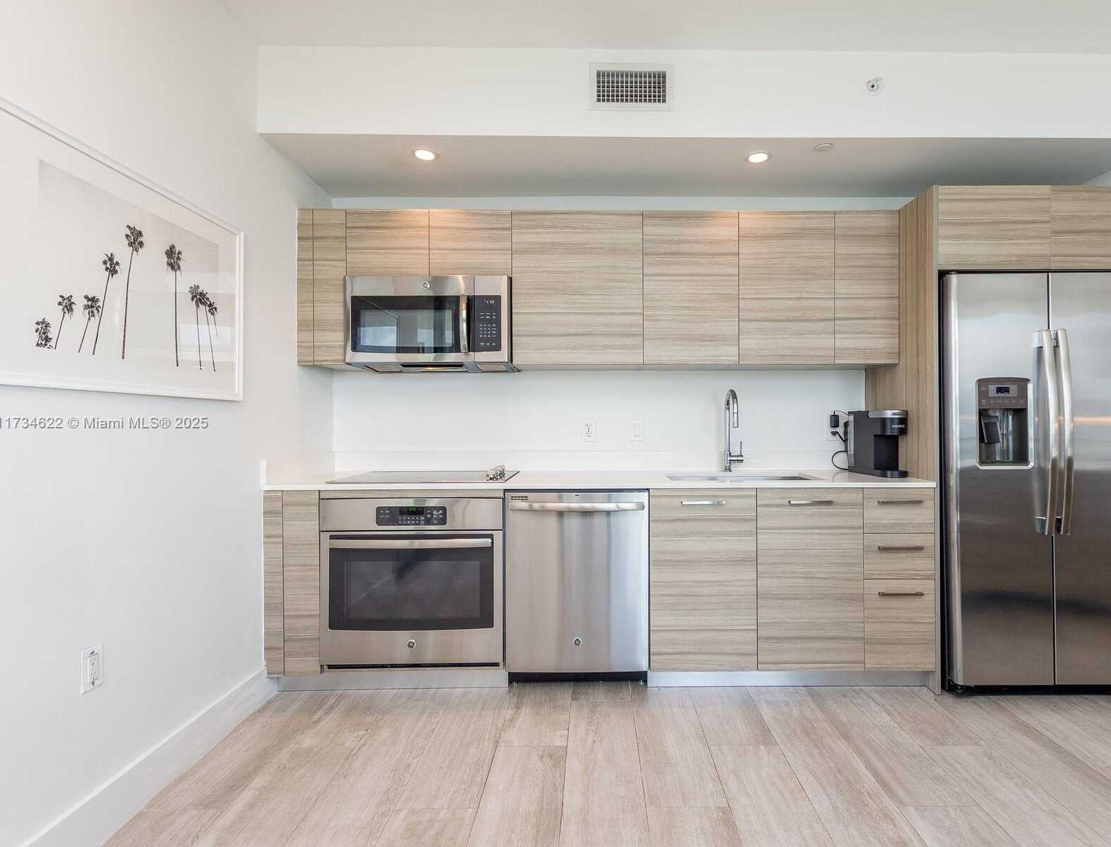 Small Image of 121 NORTH EAST 34TH ST #3101, Miami Number 10