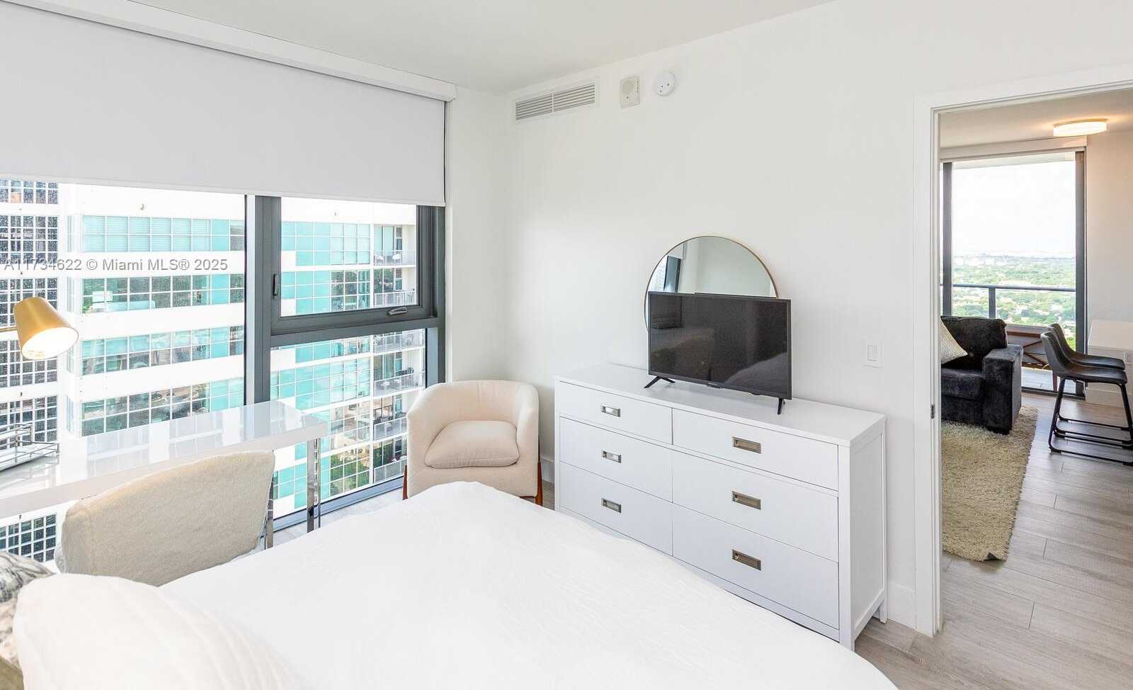 Small Image of 121 NORTH EAST 34TH ST #3101, Miami Number 11