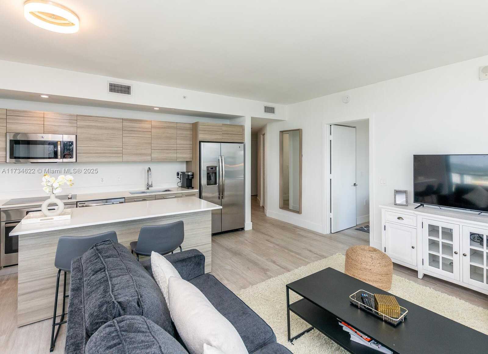 Small Image of 121 NORTH EAST 34TH ST #3101, Miami Number 8