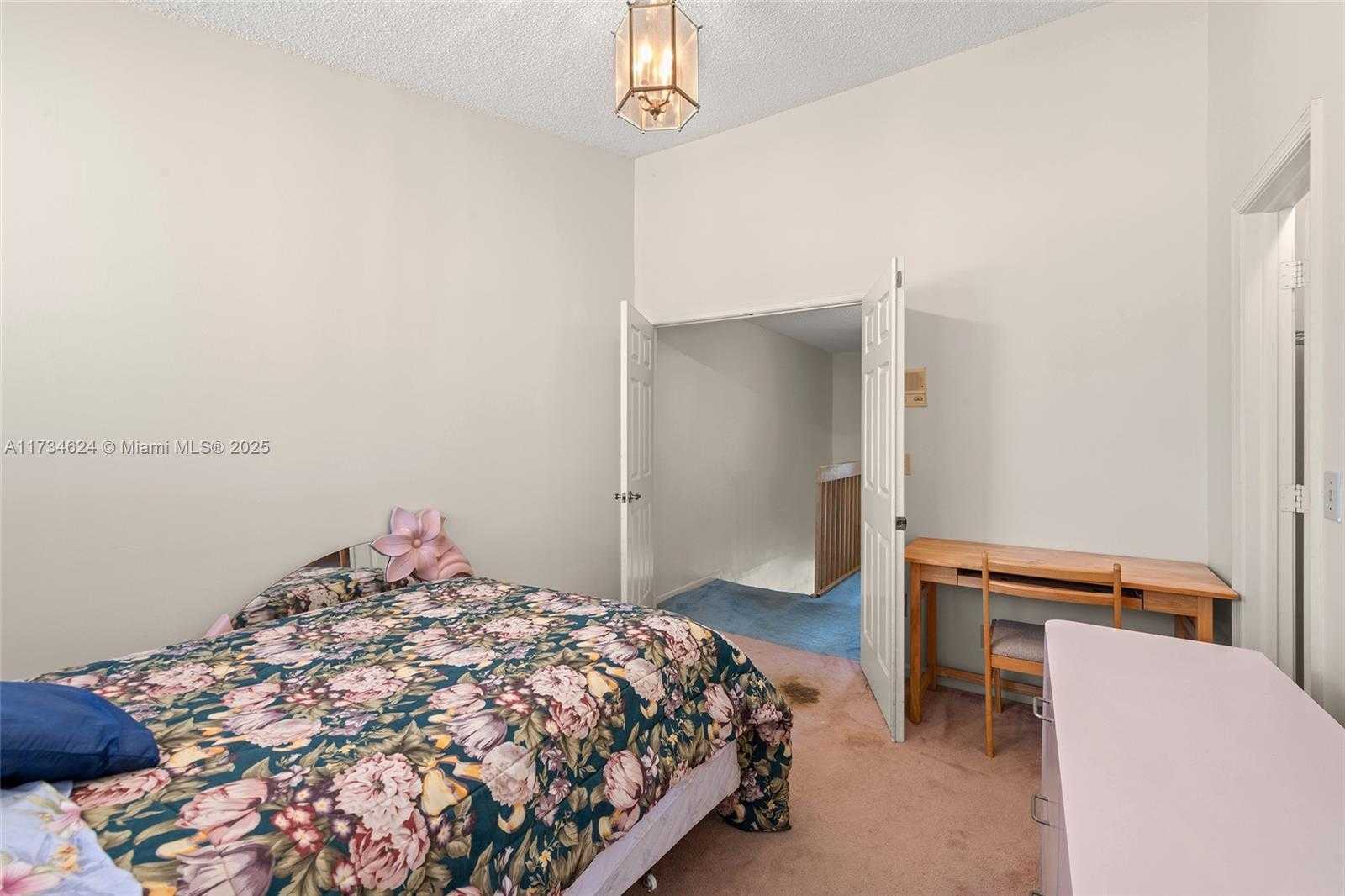 Small Image of 10836 CYPRESS GLEN DR, Coral Springs Number 24
