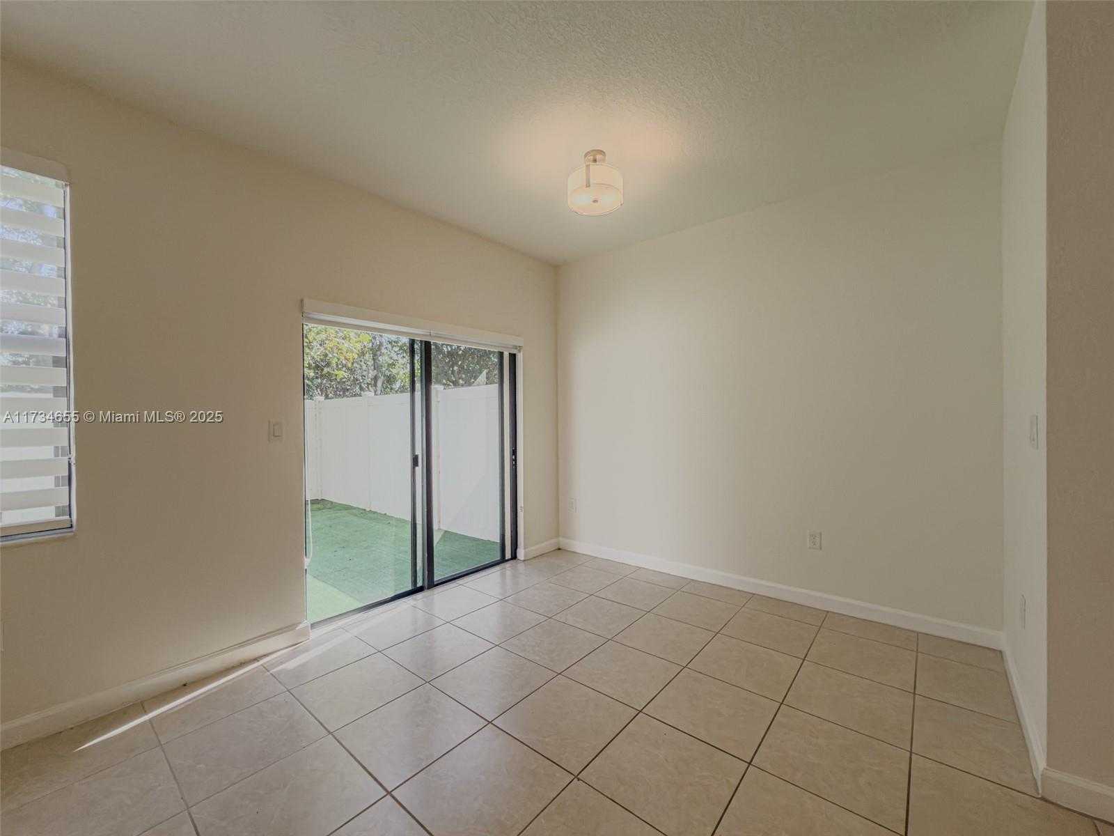 Small Image of 10629 WEST 32ND LN, Miami Lakes Number 14