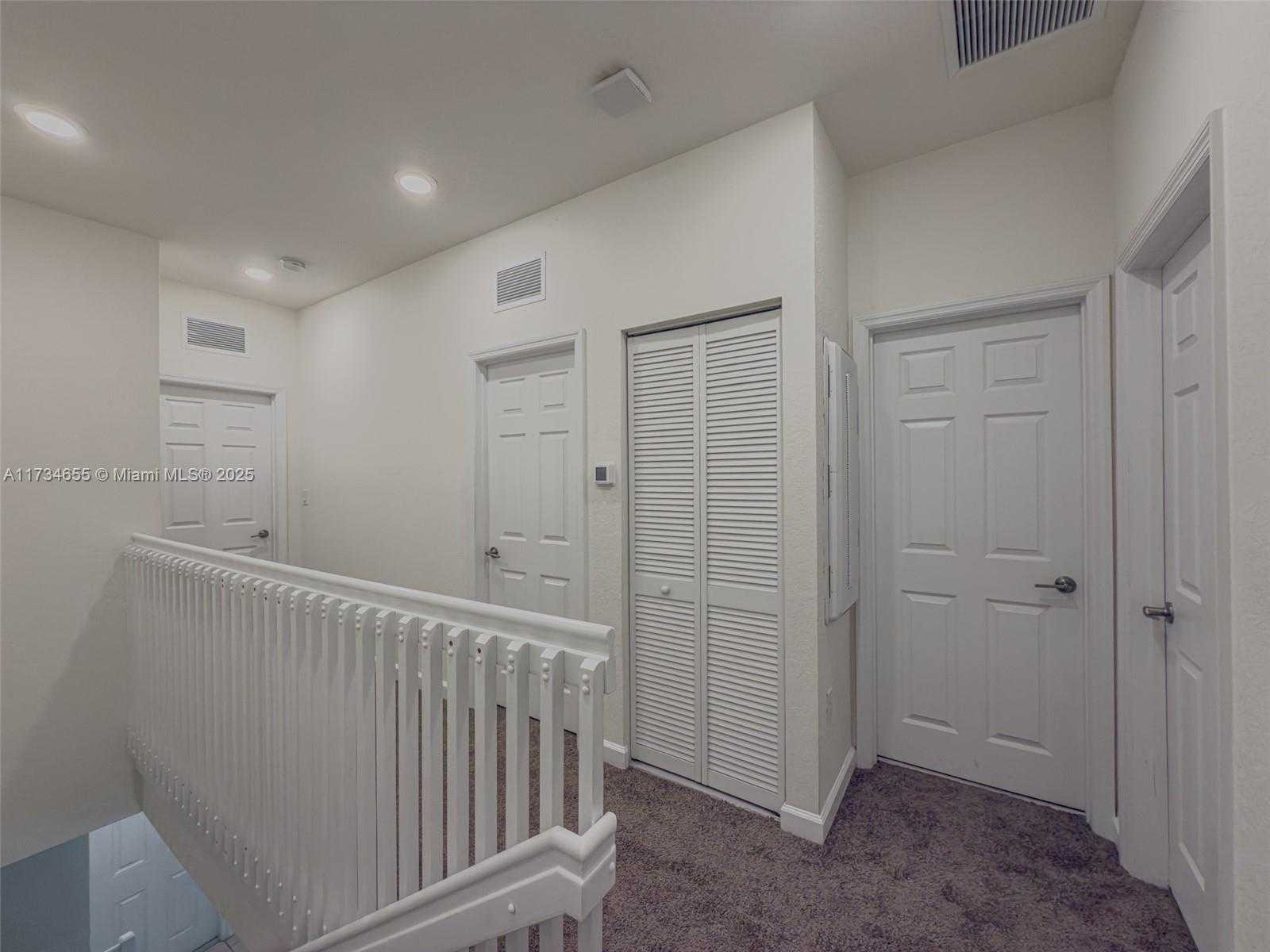 Small Image of 10629 WEST 32ND LN, Miami Lakes Number 19