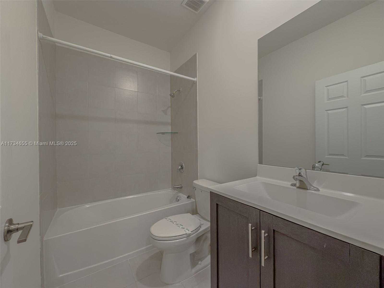 Small Image of 10629 WEST 32ND LN, Miami Lakes Number 25