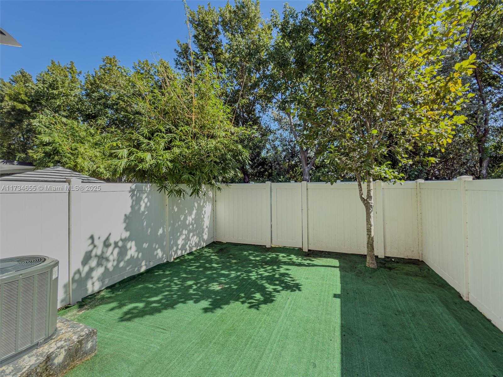 Small Image of 10629 WEST 32ND LN, Miami Lakes Number 31