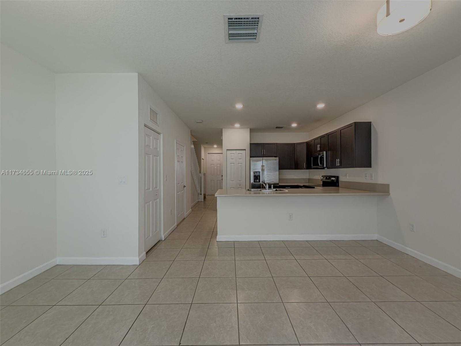 Small Image of 10629 WEST 32ND LN, Miami Lakes Number 8