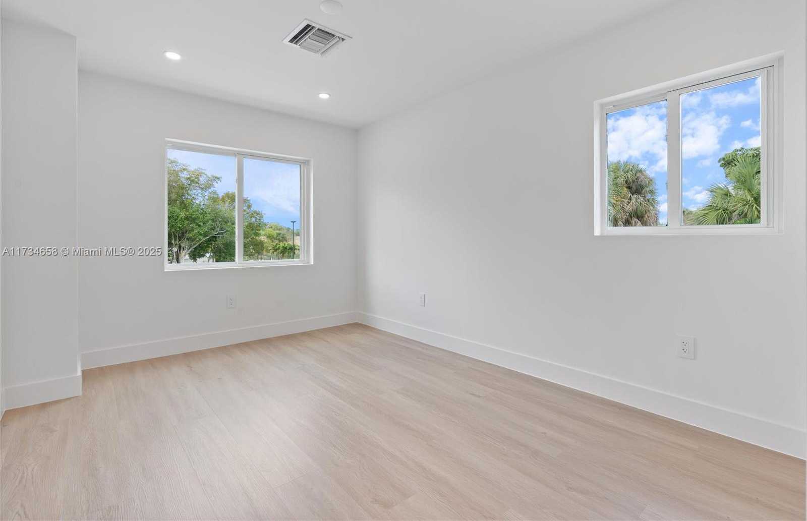 Small Image of 1567 NORTH WEST 94TH WAY #10, Coral Springs Number 17