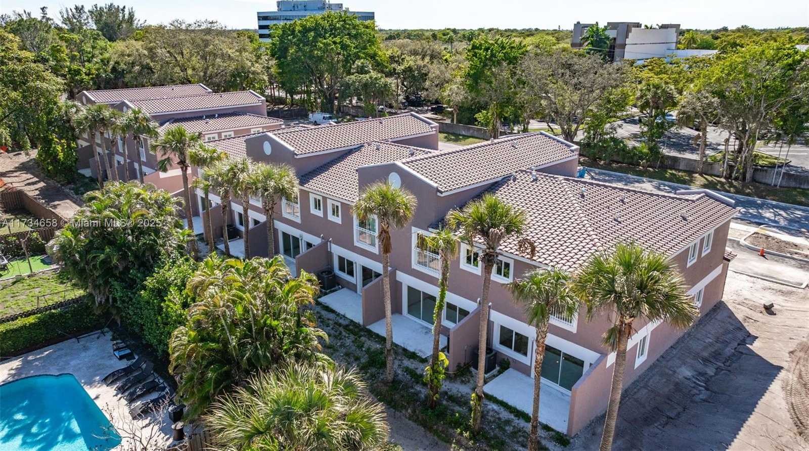 Small Image of 1567 NORTH WEST 94TH WAY #10, Coral Springs Number 27