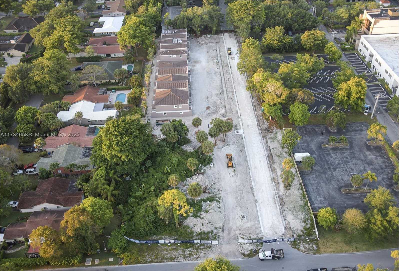 Small Image of 1567 NORTH WEST 94TH WAY #10, Coral Springs Number 30