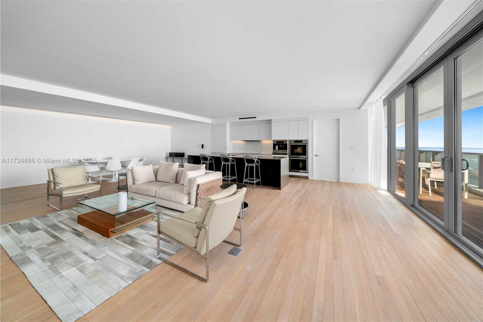 Small Image of 2901 COLLINS AVE #1001, Miami Beach Number 13