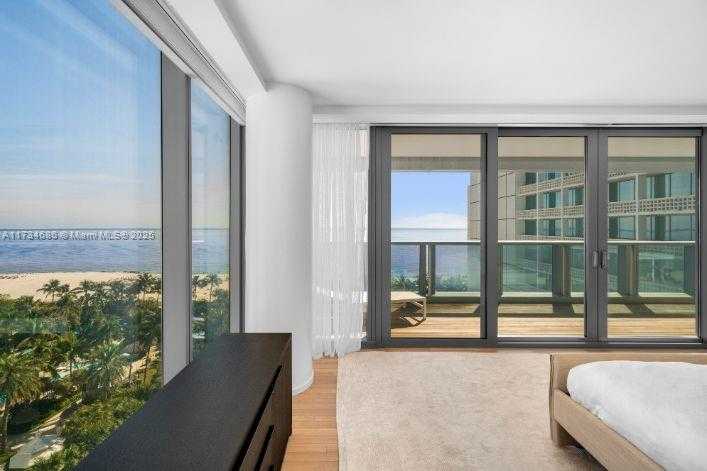 Small Image of 2901 COLLINS AVE #1001, Miami Beach Number 16
