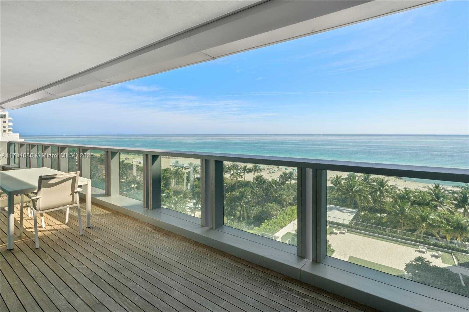 Small Image of 2901 COLLINS AVE #1001, Miami Beach Number 2