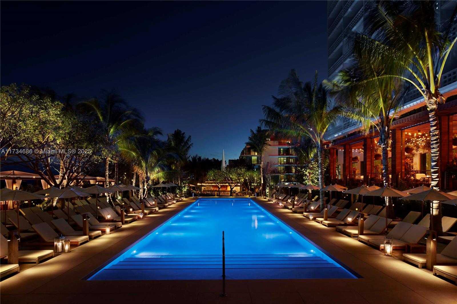 Small Image of 2901 COLLINS AVE #1001, Miami Beach Number 30