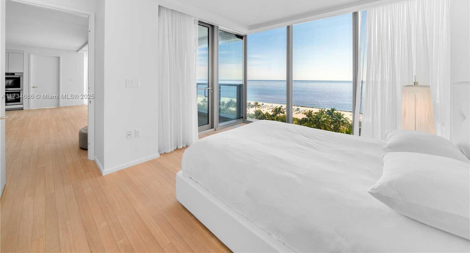 Small Image of 2901 COLLINS AVE #1001, Miami Beach Number 5