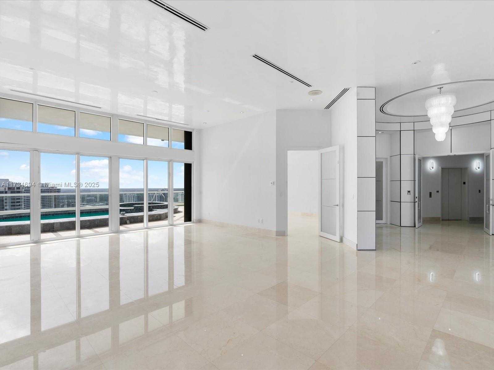 Small Image of 2600 ISLAND BLVD #PH-3, Aventura Number 30