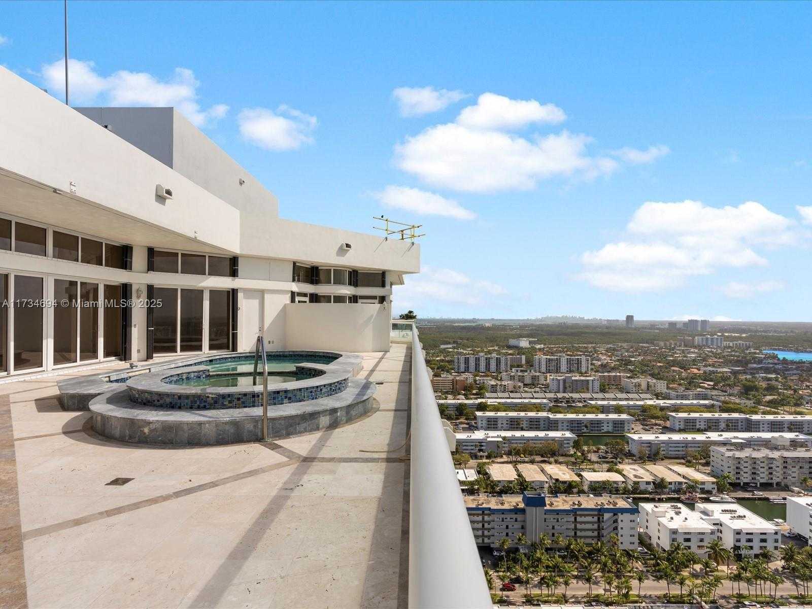 Small Image of 2600 ISLAND BLVD #PH-3, Aventura Number 41
