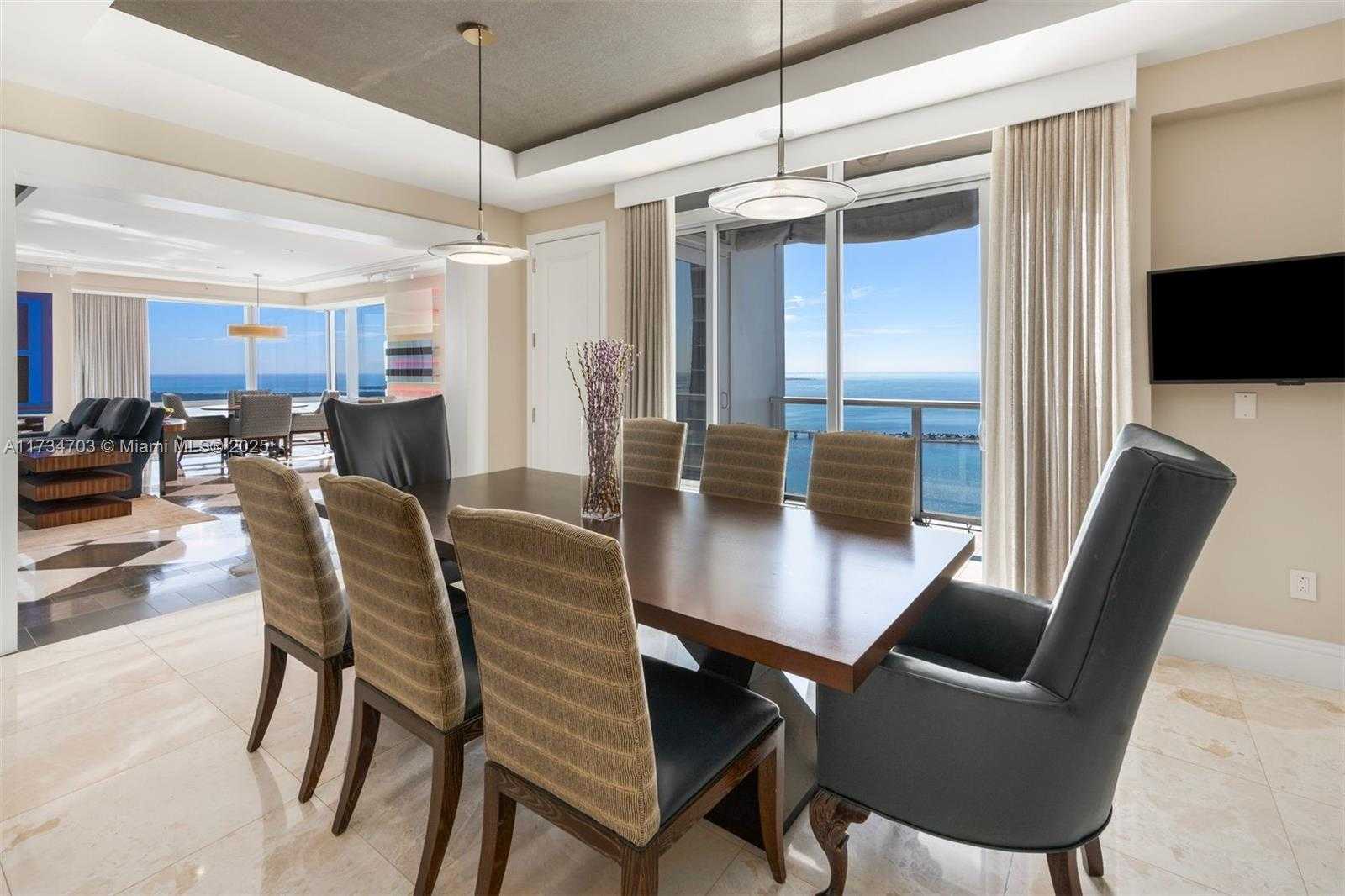 Small Image of 1425 BRICKELL AVE #50F+A, Miami Number 2
