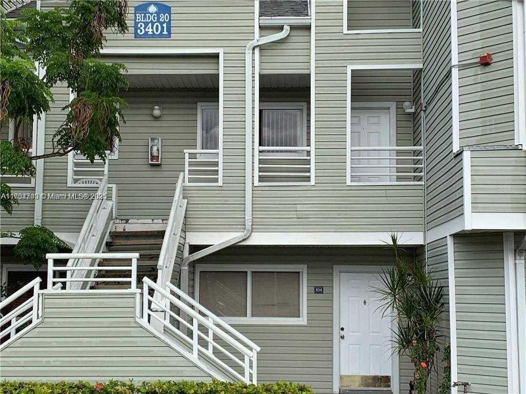 Small Image of 3401 NW 44th St, Lauderdale Lakes, FL 33309, USA Number 2