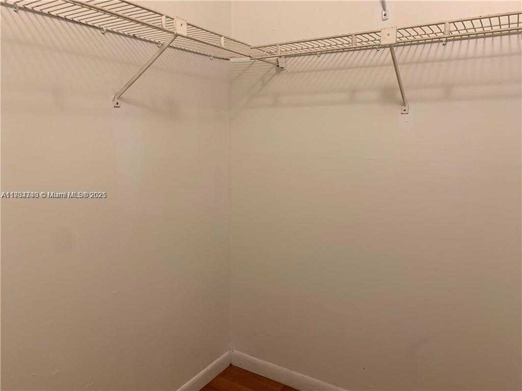 Small Image of 3401 NW 44th St, Lauderdale Lakes, FL 33309, USA Number 22