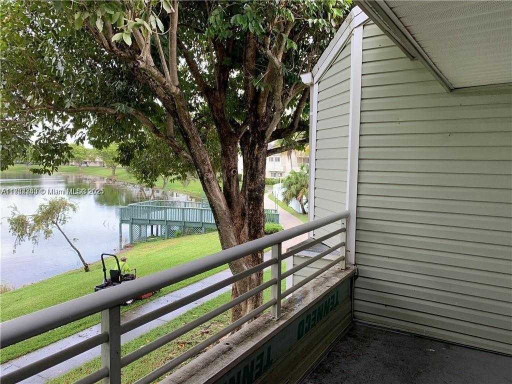Small Image of 3401 NW 44th St, Lauderdale Lakes, FL 33309, USA Number 29
