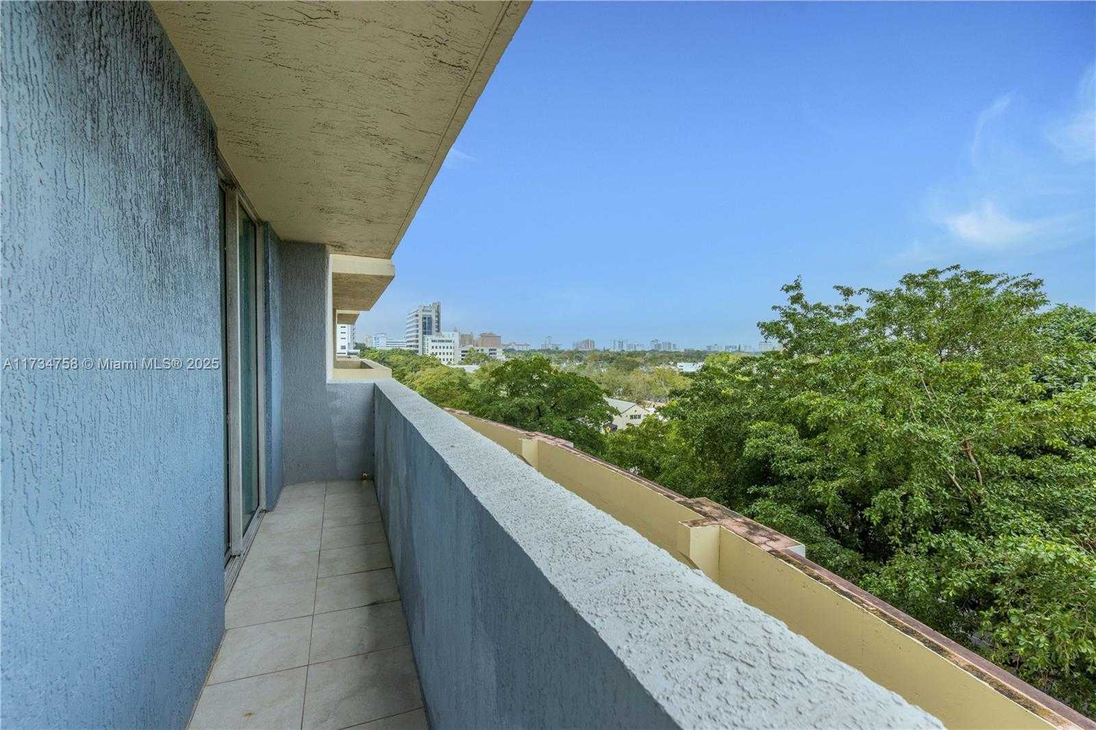 Small Image of 3000 CORAL WAY #513, Miami Number 19