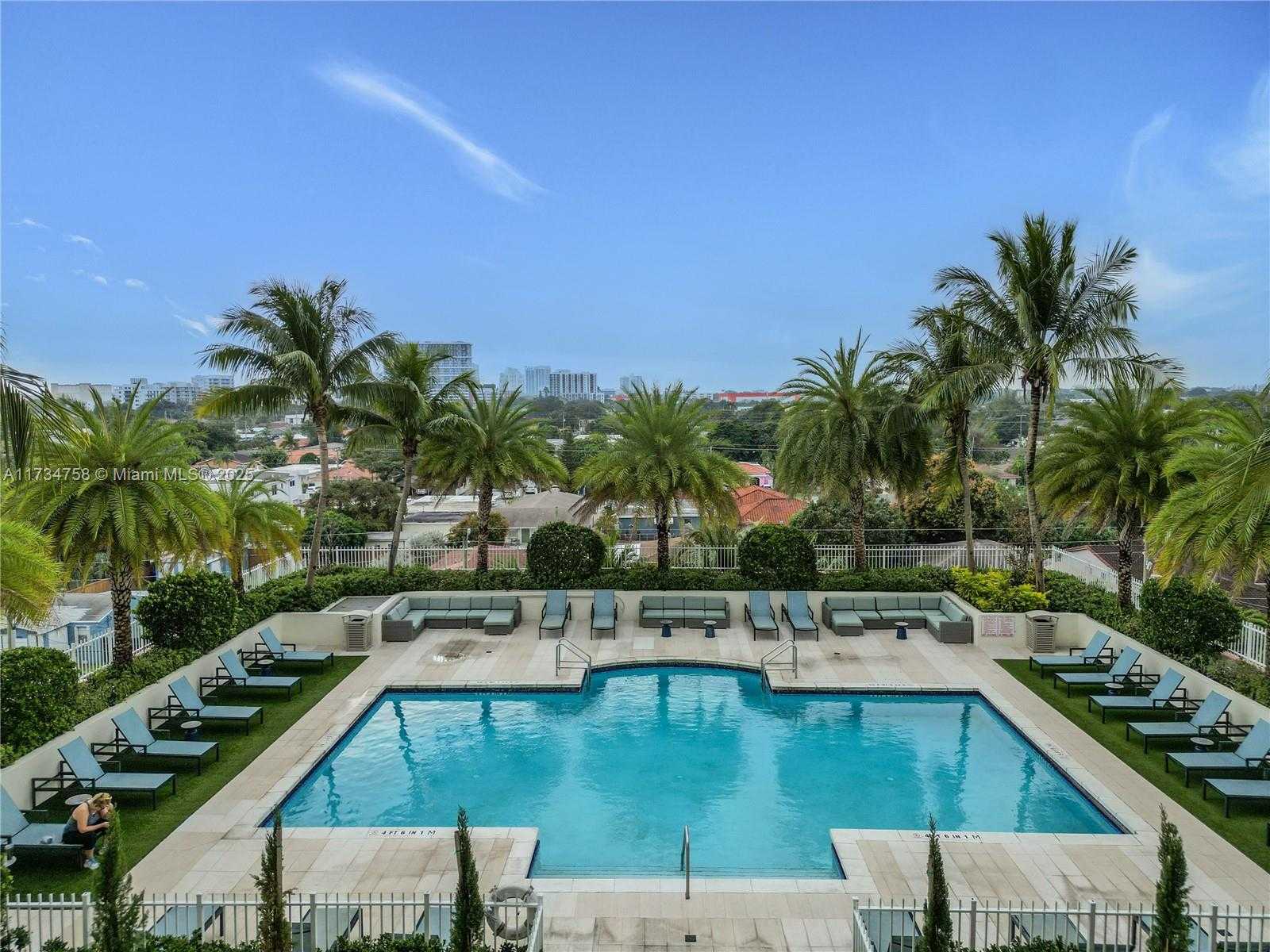 Small Image of 3000 CORAL WAY #513, Miami Number 25