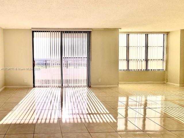 Small Image of 600 THREE ISLANDS BLVD #1707, Hallandale Beach Number 10