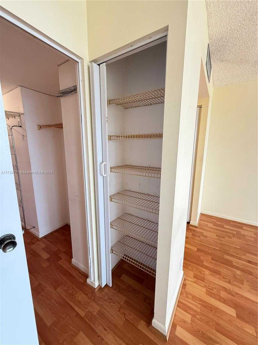 Small Image of 600 THREE ISLANDS BLVD #1707, Hallandale Beach Number 20