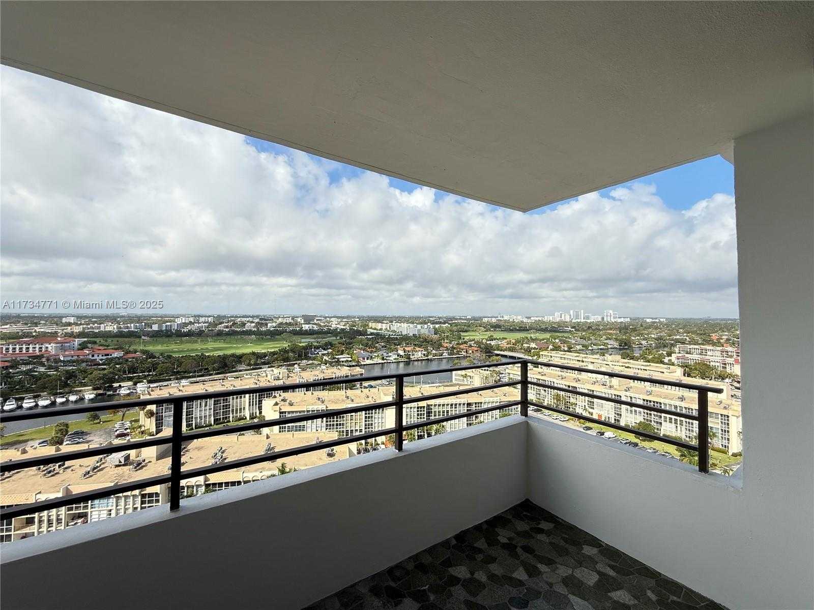 Small Image of 600 THREE ISLANDS BLVD #1707, Hallandale Beach Number 23