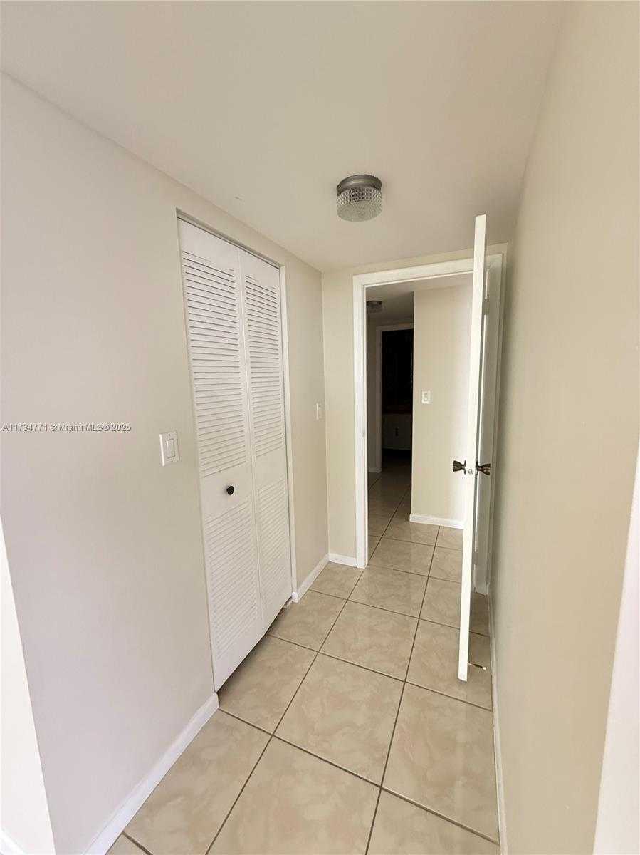 Small Image of 600 THREE ISLANDS BLVD #1707, Hallandale Beach Number 27