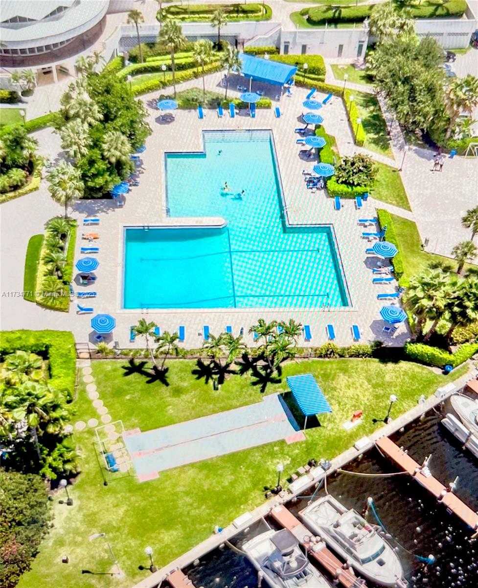 Small Image of 600 THREE ISLANDS BLVD #1707, Hallandale Beach Number 3