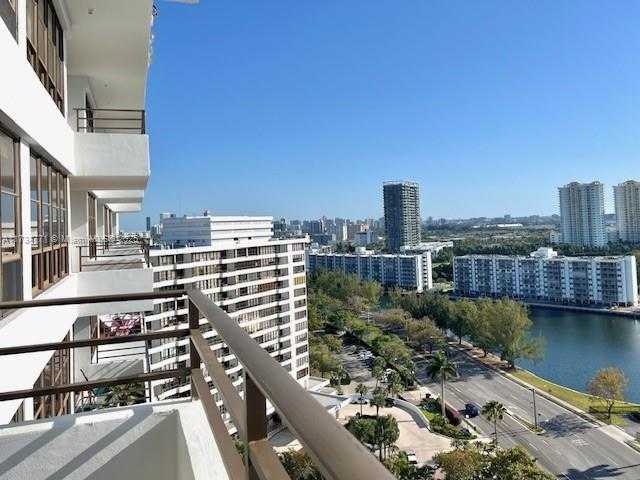 Small Image of 600 THREE ISLANDS BLVD #1707, Hallandale Beach Number 6