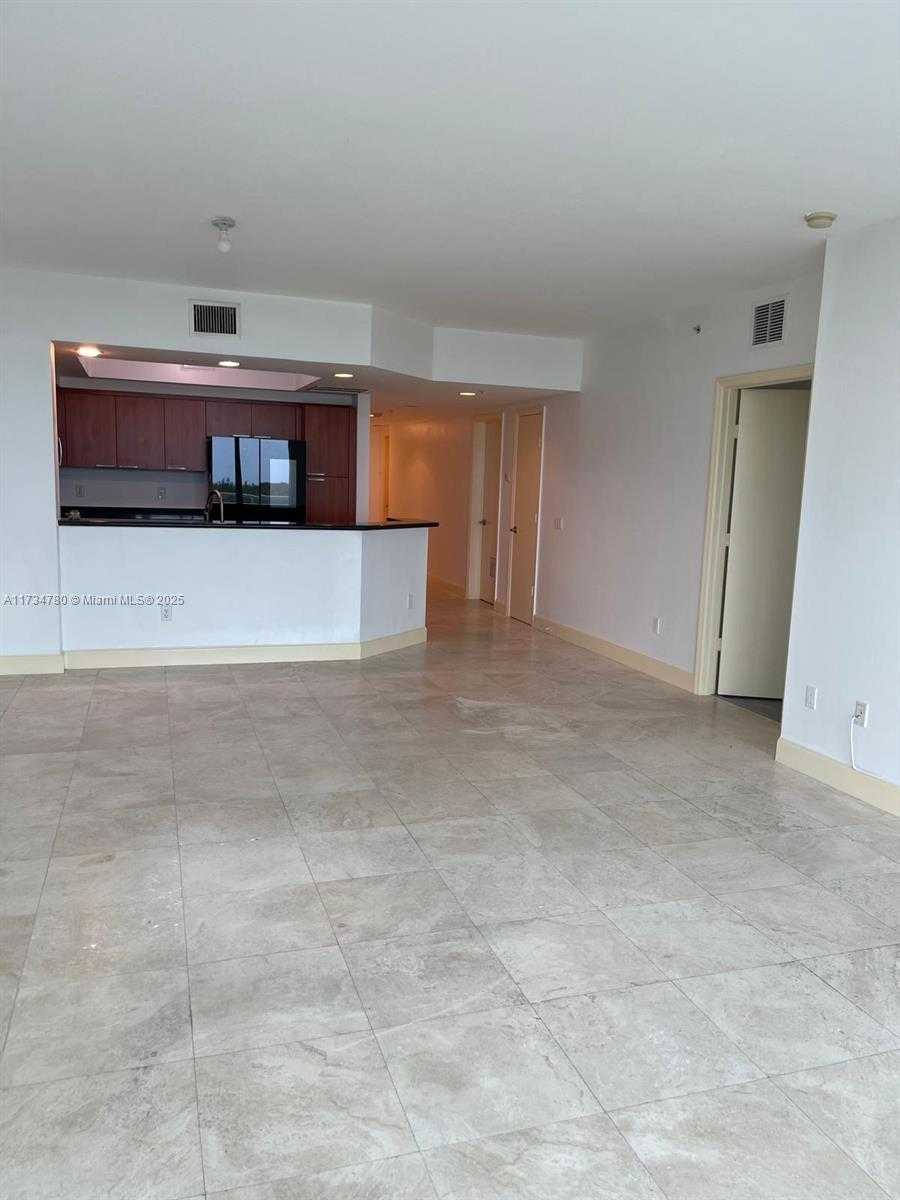 Small Image of 15051 ROYAL OAKS LN #1103, North Miami Number 3