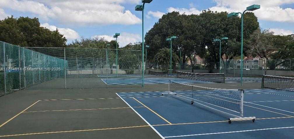 Imagen de Pequeño Objeto