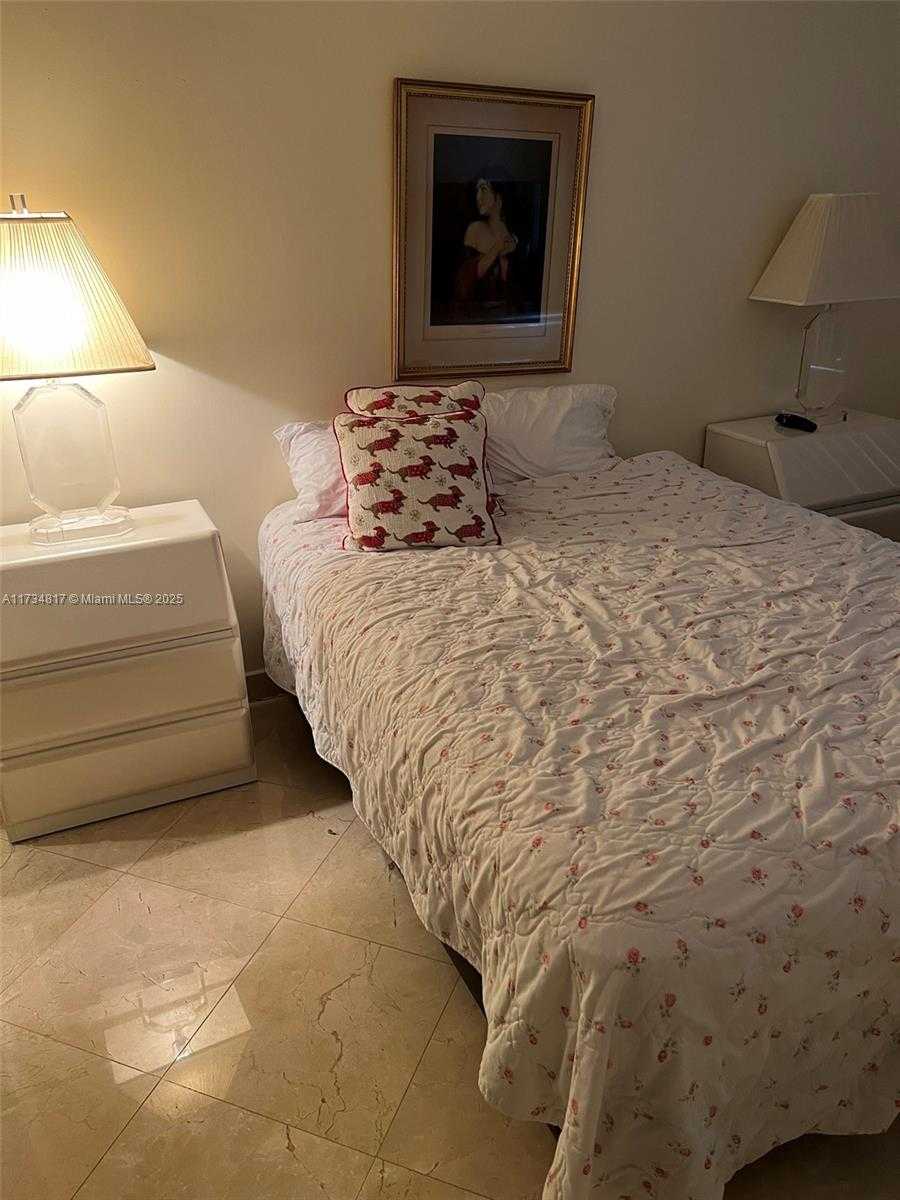 Small Image of 9801 COLLINS AVE #17J, Bal Harbour Number 10