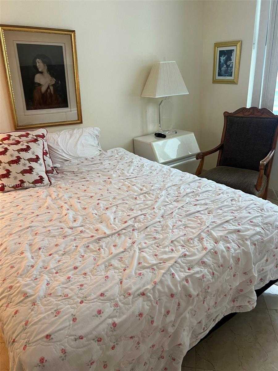 Small Image of 9801 COLLINS AVE #17J, Bal Harbour Number 12