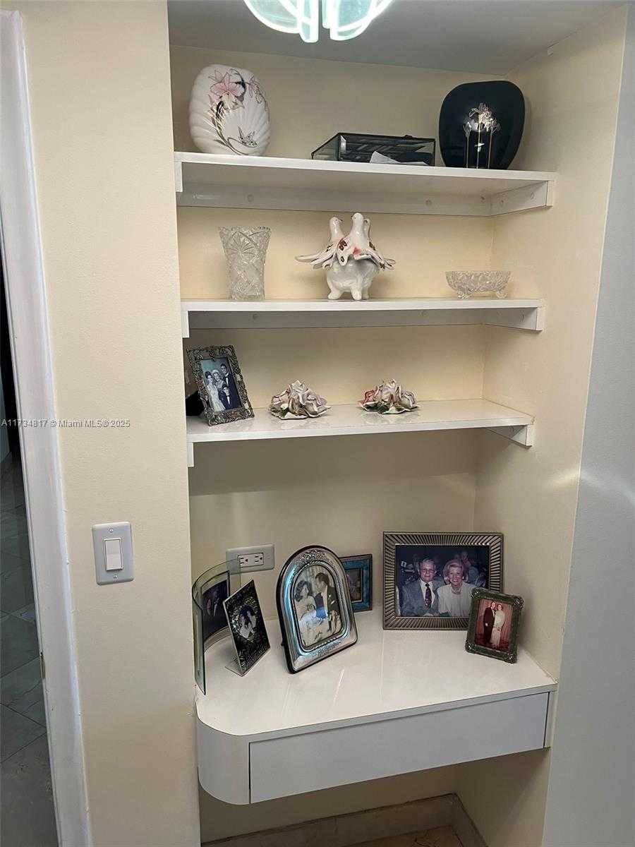 Small Image of 9801 COLLINS AVE #17J, Bal Harbour Number 22