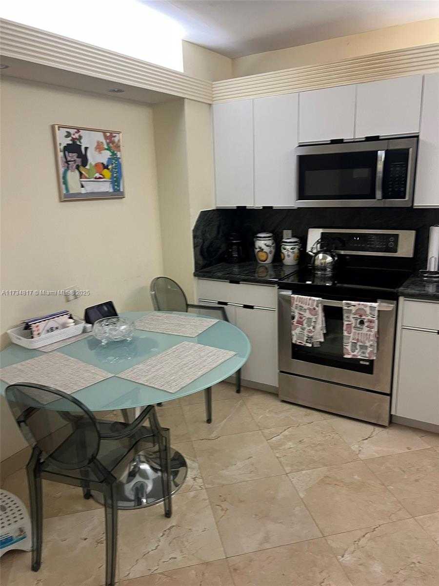 Small Image of 9801 COLLINS AVE #17J, Bal Harbour Number 24