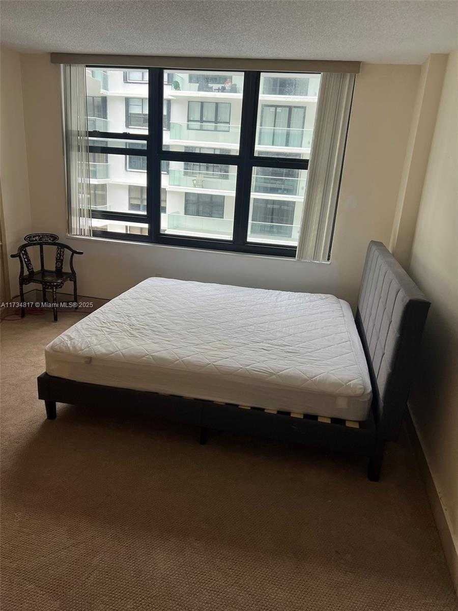 Small Image of 9801 COLLINS AVE #17J, Bal Harbour Number 7