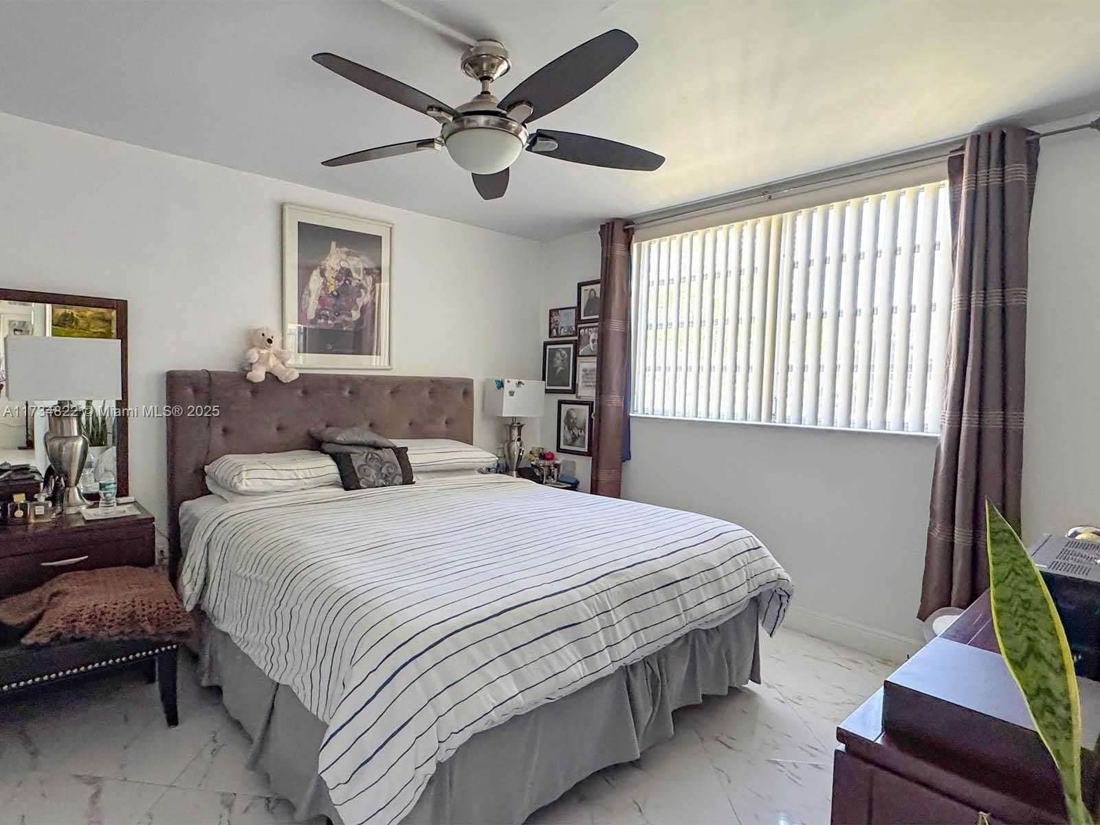 Small Image of 2930 POINT EAST DR #E109, Aventura Number 13