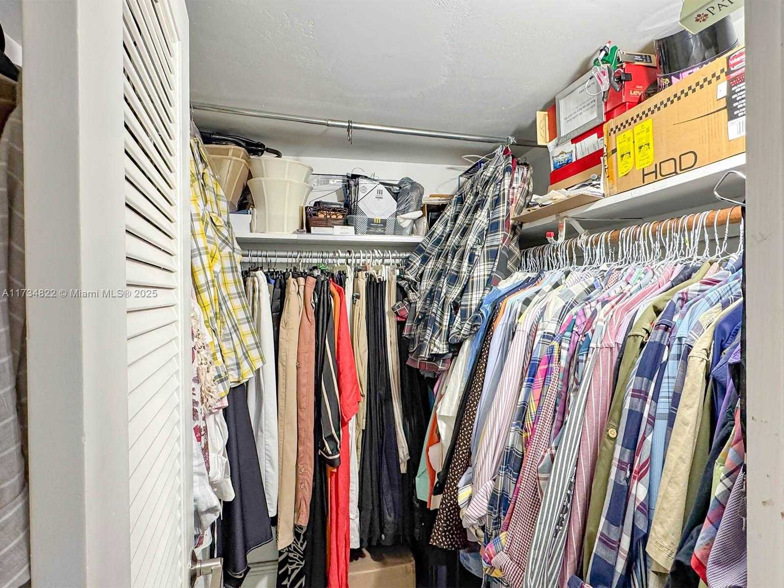 Small Image of 2930 POINT EAST DR #E109, Aventura Number 16