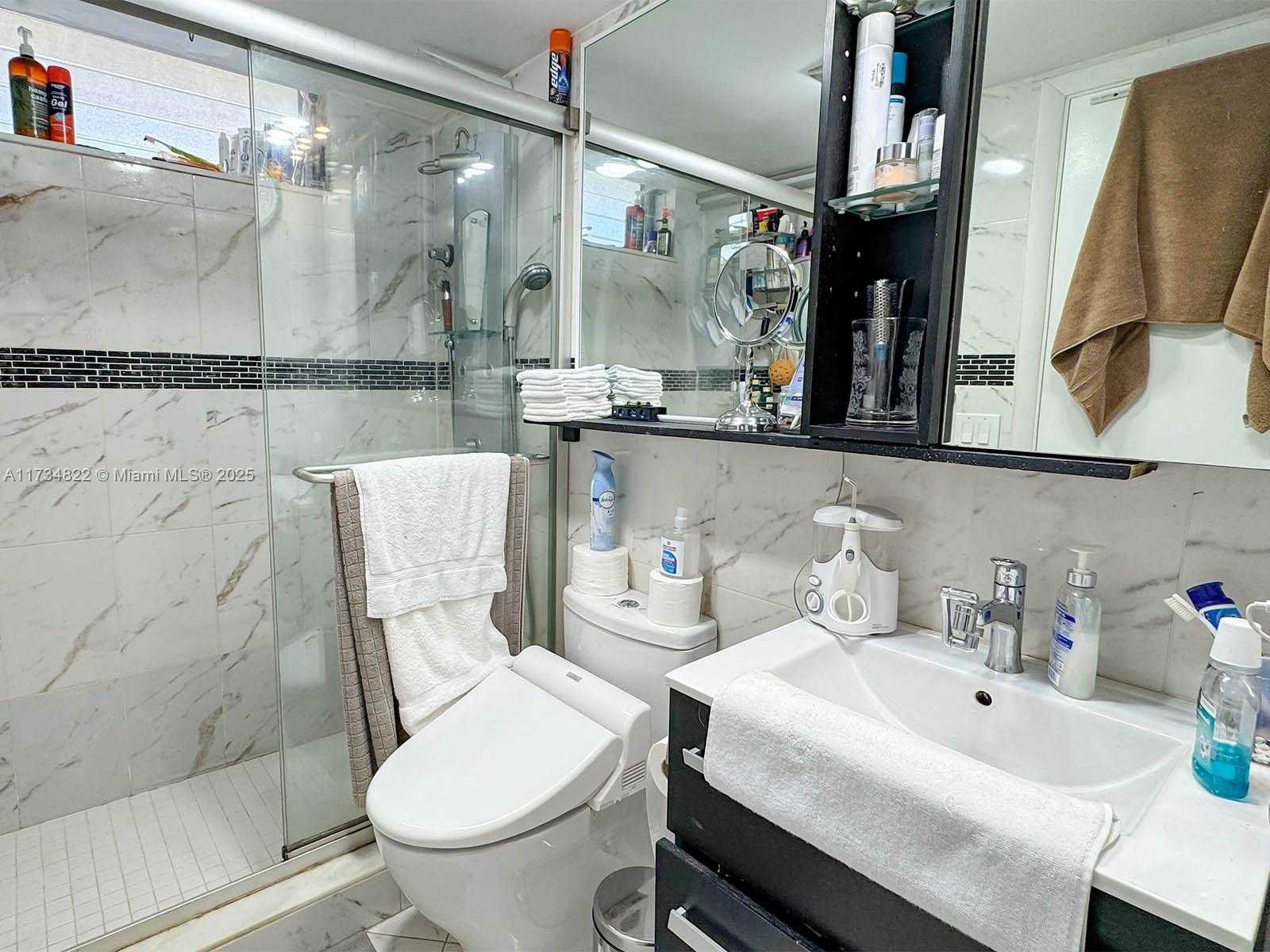 Small Image of 2930 POINT EAST DR #E109, Aventura Number 17