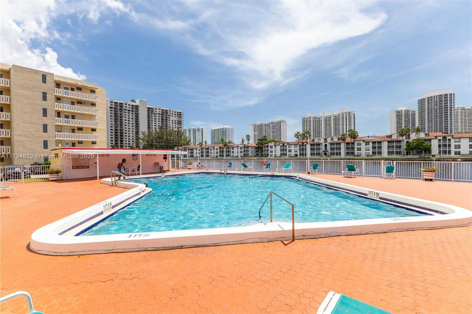 Small Image of 2930 POINT EAST DR #E109, Aventura Number 34